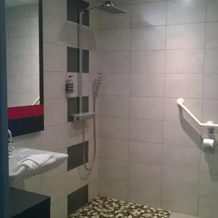 Hotel Des Lumieres Lyon Arena Stadium 3*
