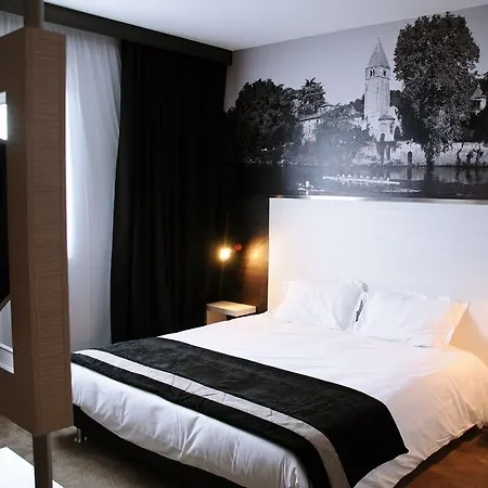 Des Lumieres Lyon Arena Stadium Hotel 3*